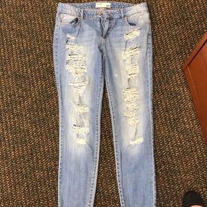 Size 9 distressed skinny jeans